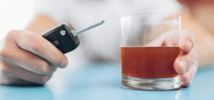 Alcool au volant : préservez votre permis avec Hello Avocat