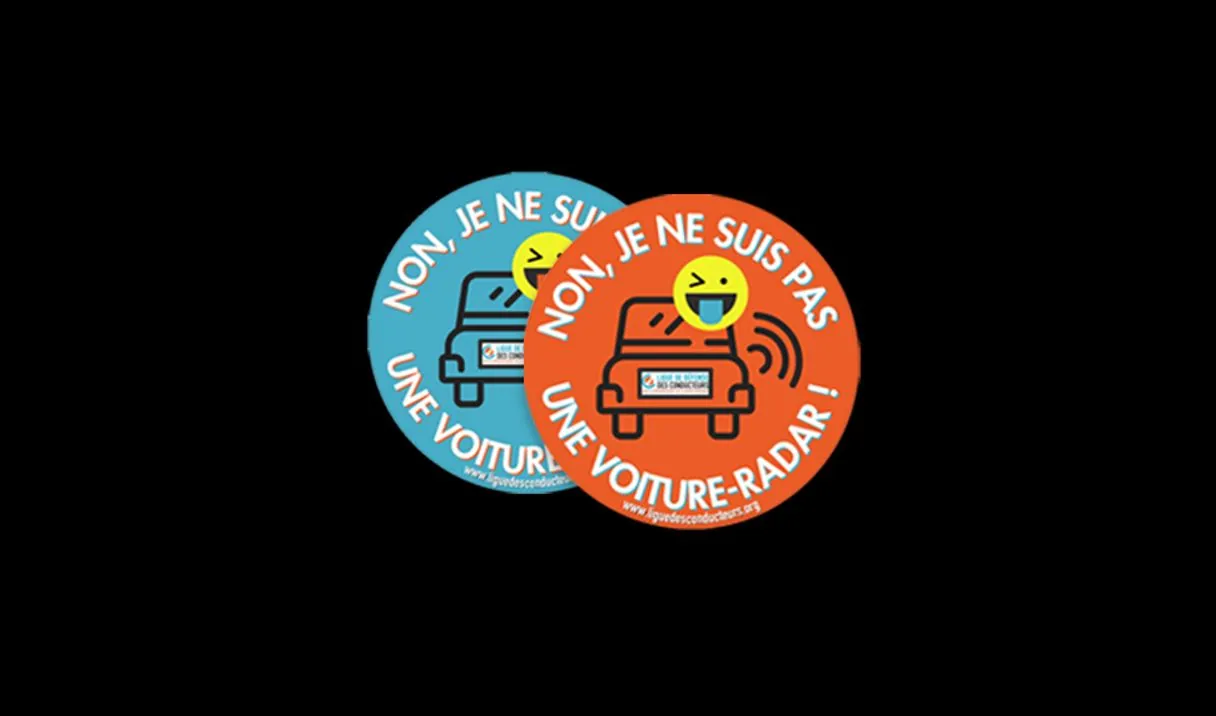 Des autocollants « Non, je ne suis pas une voiture-radar ! »