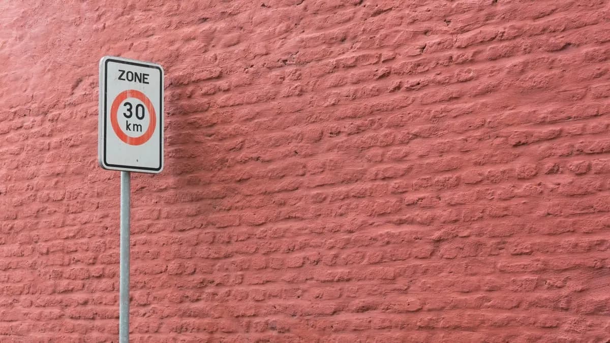 Google Maps signale les radars de vitesse, mais pas en France
