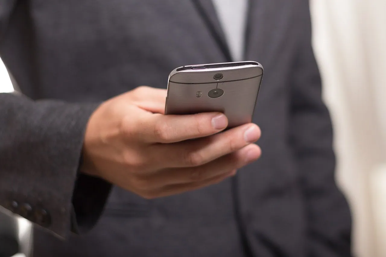 Recevoir une amende par e-mail : dans quels cas ?