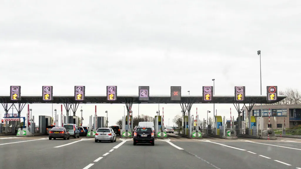 Vitesse sur les autoroutes : vers une hausse à 150 km/h ?