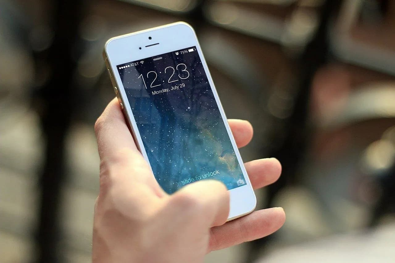 Non, qui dit téléphone au volant ne dit pas annulation du permis